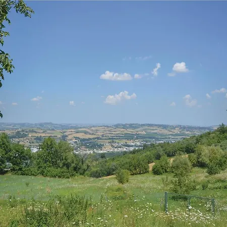 Four-bedroom In Tolentino