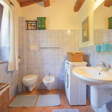Four-bedroom In Tolentino SantʼAngelo